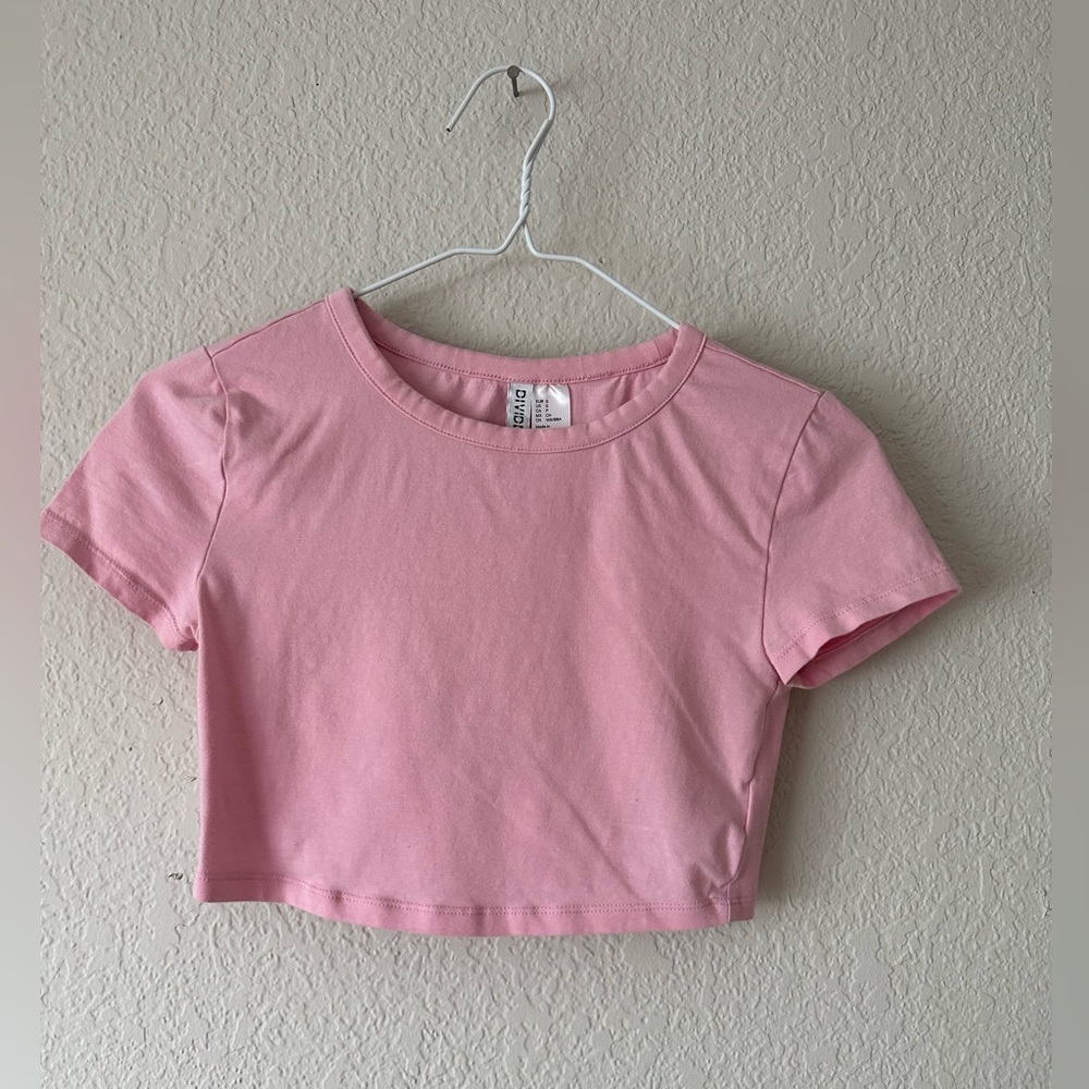Pink top cute